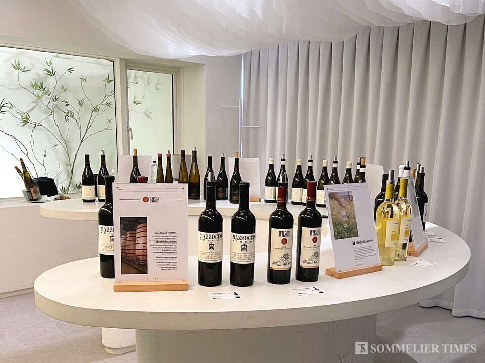 22개 브랜드 총 100여 종의 와인을 선보였다.
