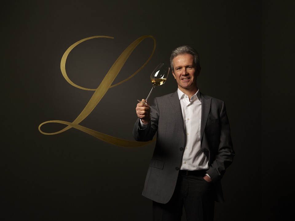 셀러 마스터 에르베 당탕(Hervé Dantan)이 2013년 샴페인 랑송에 합류했다.