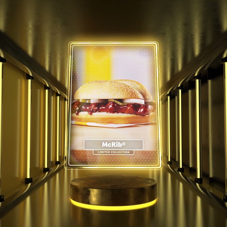 맥립 출시 40주년을 기념해 한정 배포한 맥도날드 'McNFT', 트위터를 통해 맥립NFT 추첨 캠페인을 진행했다. (사진=McDonald's)