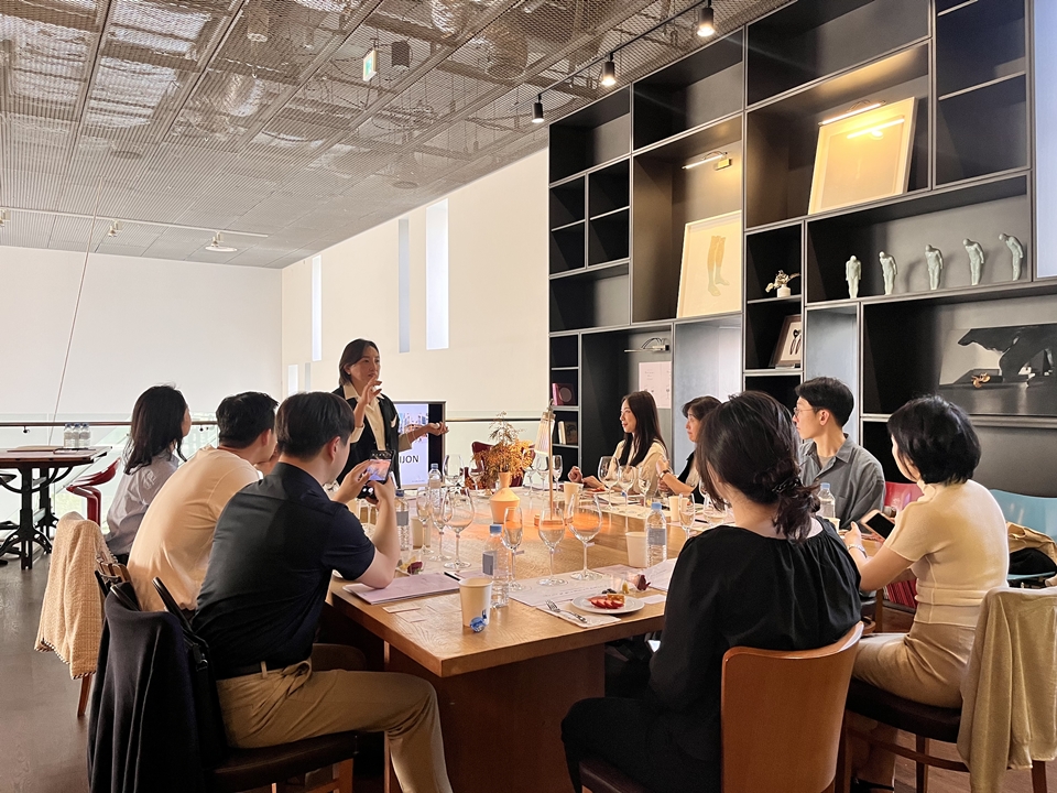 백은주 와인 스페셜리스트와 함께하는 '부르고뉴 와인 테이스팅' (사진=로얄앤코)