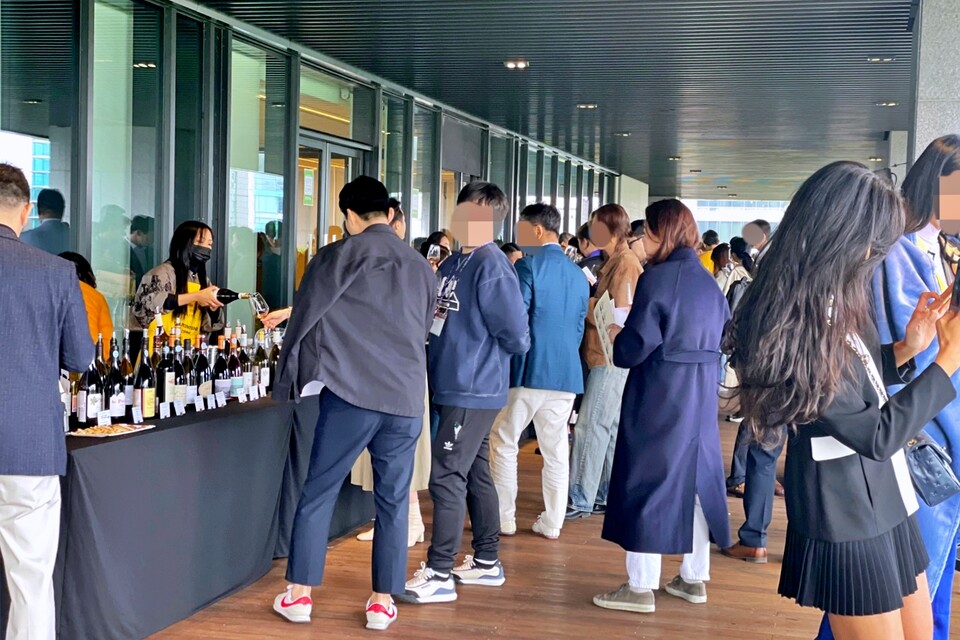 '2023 UIV 미니와인엑스포'가 성황리에 마쳤다.