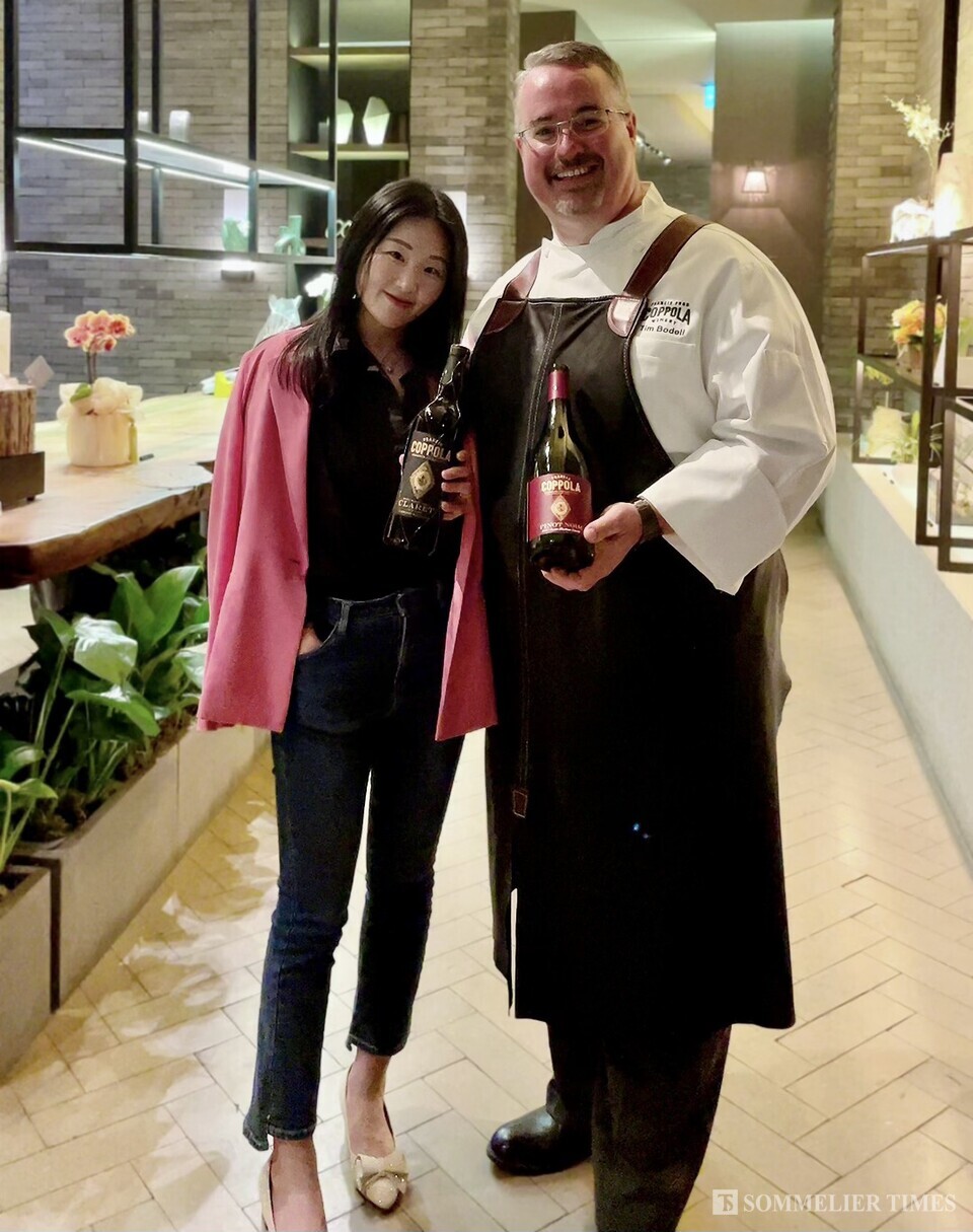 프란시스 포드 코폴라 와이너리의 레스토랑 '러스틱(Rustic)' 수석 셰프 팀 보델(Tim Bodell)과 함께,