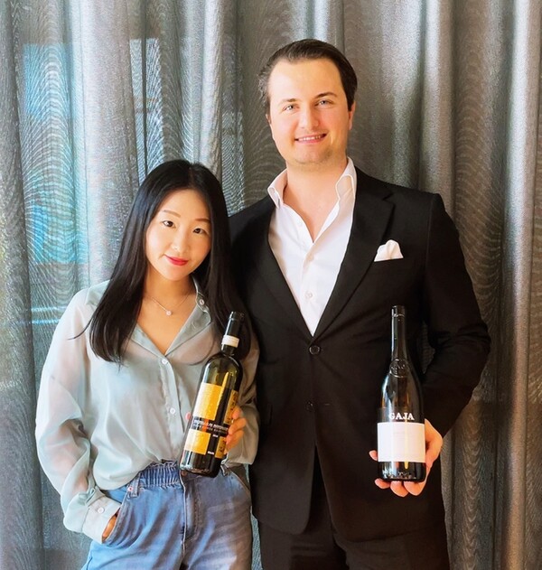 한식 와인바 로다(Roda)에서 열린 가야(GAJA) 스페셜 VIP 런치 행사에서 지오반이 가야(Giovanni Gaja)와 도윤기자