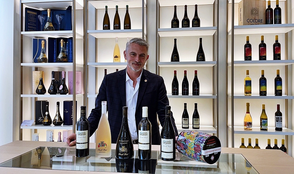 샤또 푸에슈오의 세일즈 수출 디렉터 얀 부리고(Yann Bourigault), 