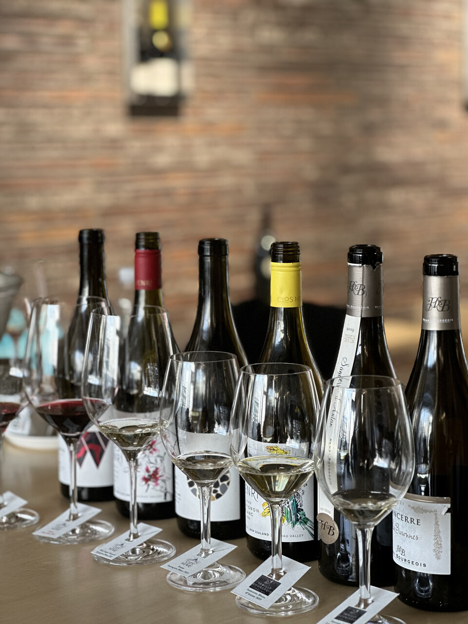 나라셀라가 4050 세대를 대상으로 ‘시니어(新-Year) 와인 교육’ 프로그램을 운영한다. (사진=나라셀라)