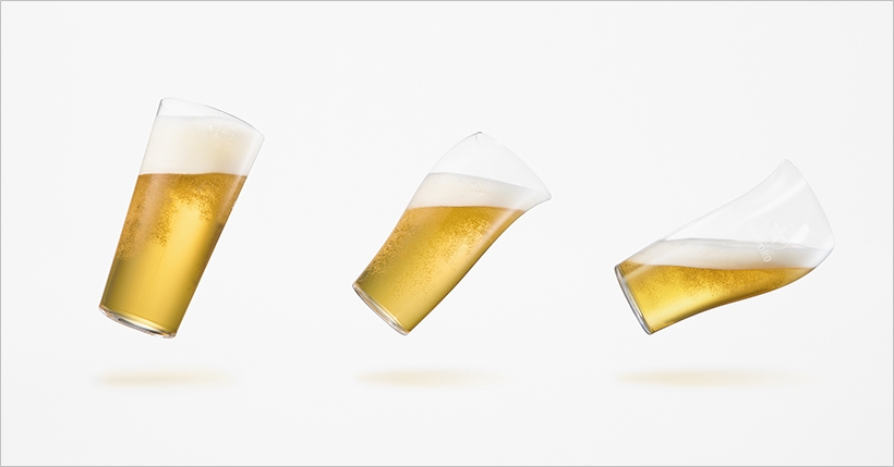 넨도의 맥주잔은 세 가지 다른 방법으로 마실 수 있다 (사진=Nendo)