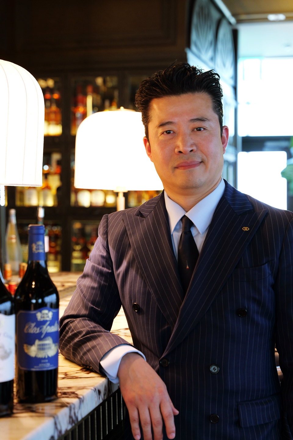 유럽에서 가장 큰 호텔기업이자 전 세계에서 6번 째로 큰 프랑스 베이스의 다국적 호텔기업 아코르(Accor)의 가장 중요한 브랜드인 소피텔(Sofitel) 서울의 식음총괄이사인 정하봉 소믈리에가 라포스톨의 앰버서더로 선정됐다 (사진= 레뱅)