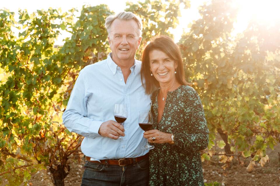 샤토 드 라 조베르티의 역사를 이어가고 있는 오너 휴 라이먼(Hugh Ryman)과 앤 라이먼(Anne Ryman) 부부