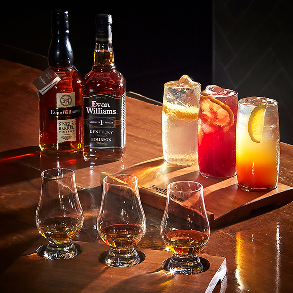 데블스도어 ‘에반 윌리엄스’ 하이볼 (사진=신세계푸드)