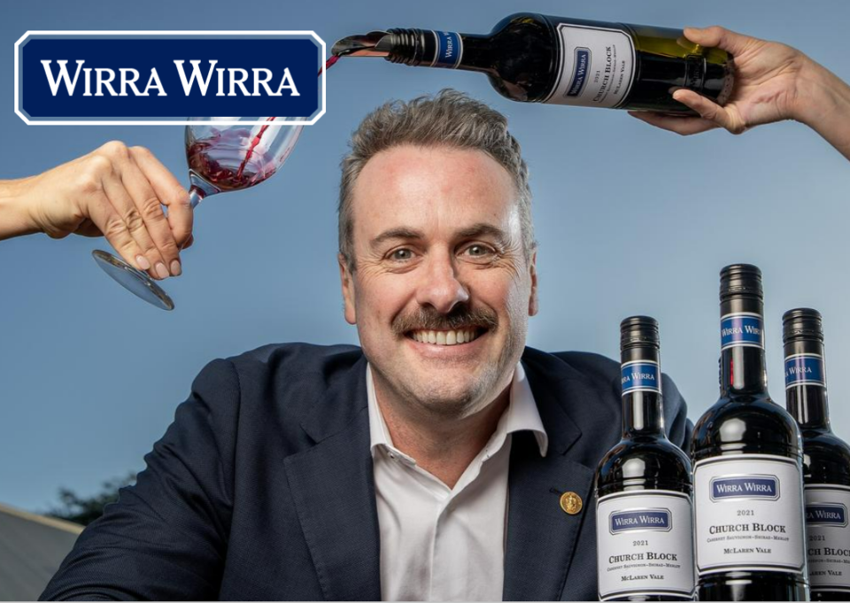 '위라 위라(Wirra Wirra Vinyards)'는 호주 원주민 언어로 '유칼립투스 나무 사이로'라는 뜻으로 MW 매튜 델러(Matthew Deller)가 와인의 전반적인 품질 관리와 경영을 책임지고 있다