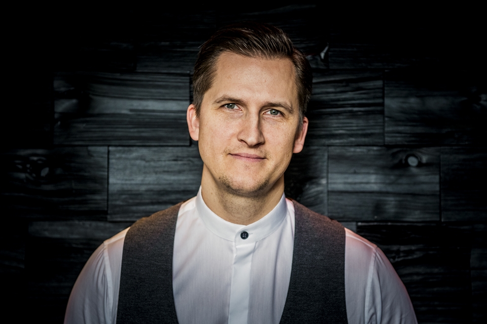 2023 세계 베스트 소믈리에 대회 우승자 '레이몬드 톰슨스(Raimonds Tomsons)'