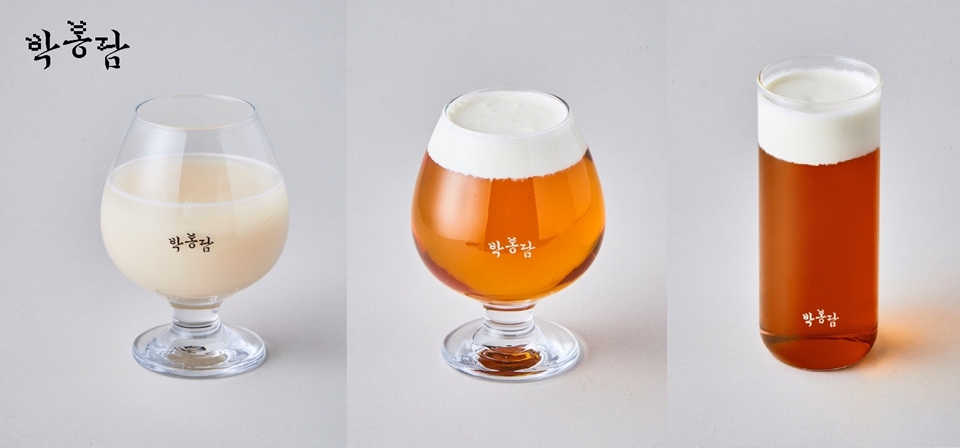 (왼쪽부터) 박봉담막걸리, 박봉담쌀맥주, 박봉담알트비어 (사진=국순당 박봉담)