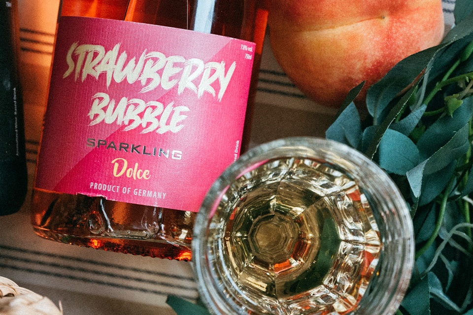 스트로베리 버블(Strawberry Bubble)은 소비자가 13,000원이다