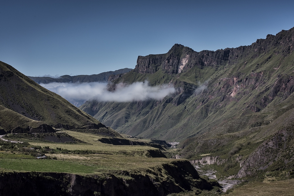 콜로메의 모든 와인은 이러한 고산 떼루아에서 비롯된 일교차, 강한 자외선, 미네랄이 풍부한 토양 속에서 재배된 포도로 양조된다 (사진=비케이트레이딩)