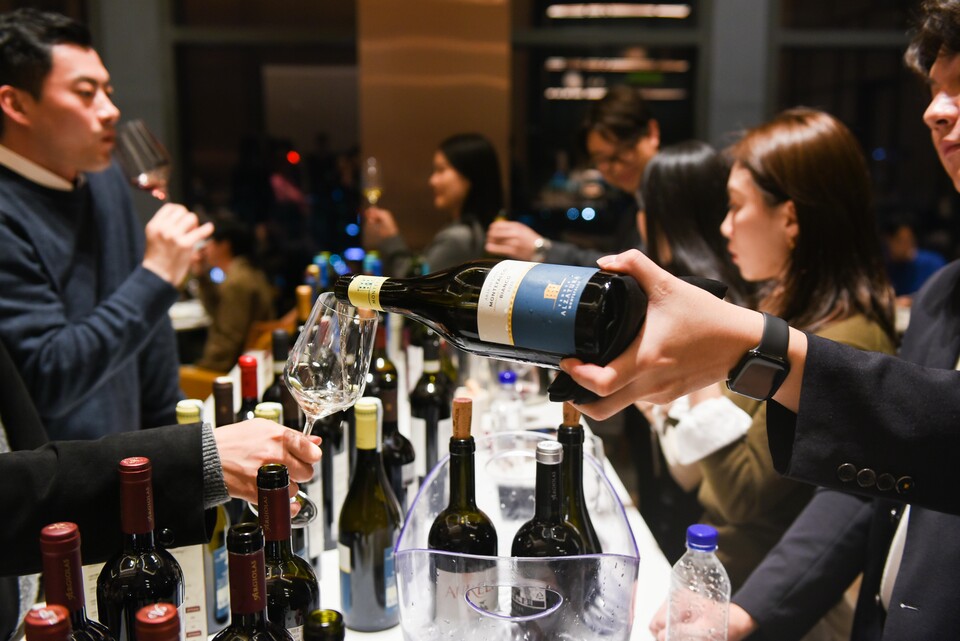 비케이트레이딩의 프리미엄 와인 20종 시음회가 진행됐다. @비케이트레이딩